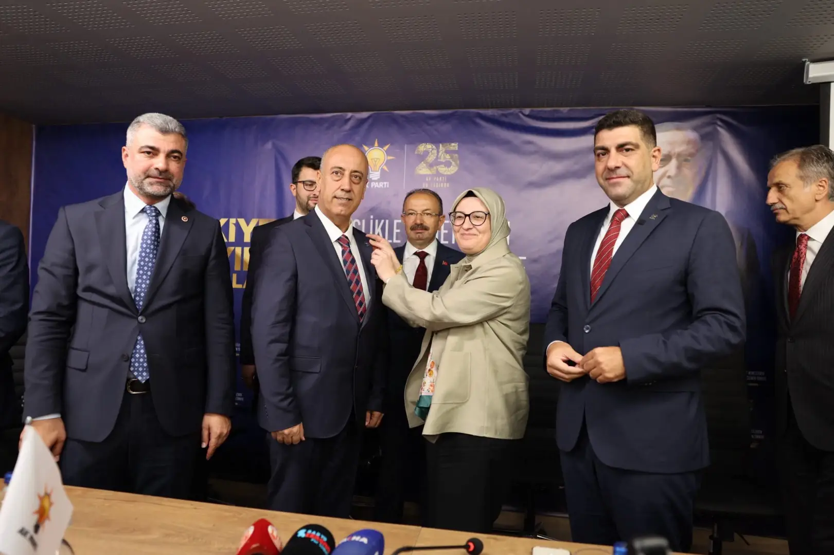 YRP Mardin İl Başkanı Mahmut Özer AK Parti’'e katıldı